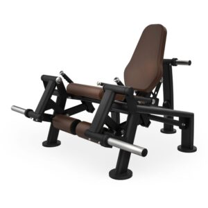 Диагонален изглед на силова машина с дискови тежести Intenza Leg Extension Uplift Line на бял фон