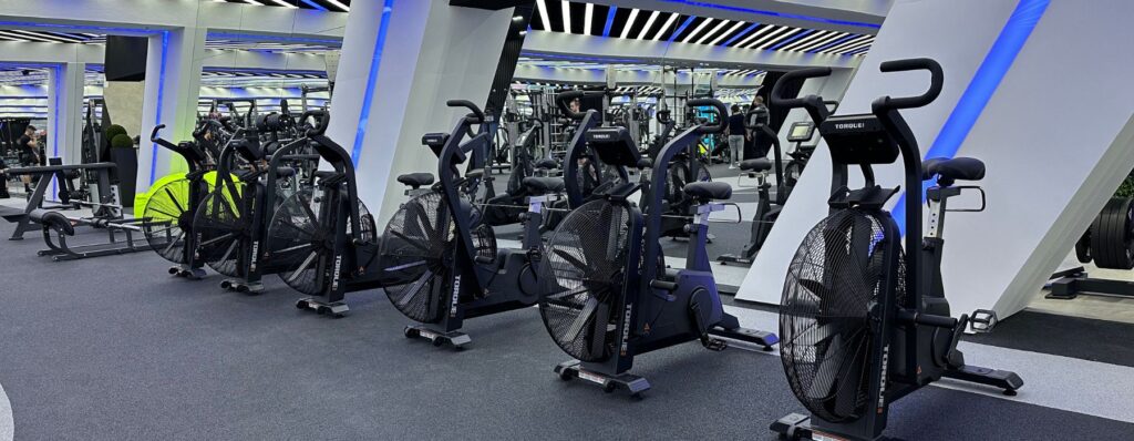 HIIT колела Torque в Titanium Fitness Студентски град